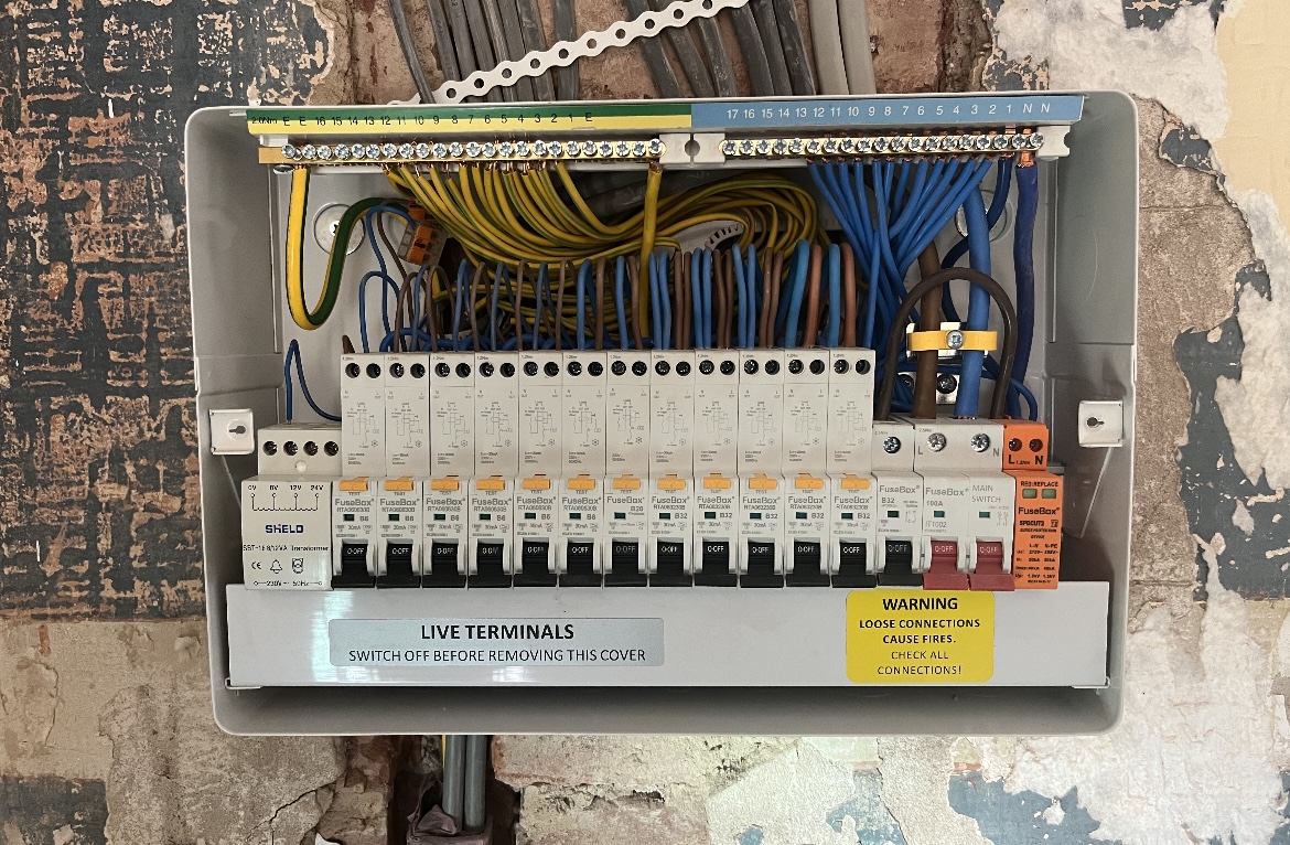 Electrician: Image 3